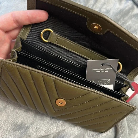 Brand new Vince Camuto Olive Wallet that can be converted to Crossbody bag - Picture 3 of 8